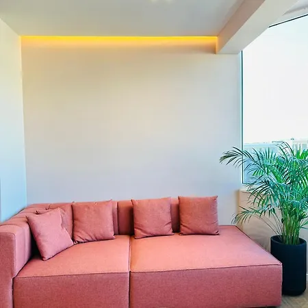 Apartment Lovely Near The Center Tirana